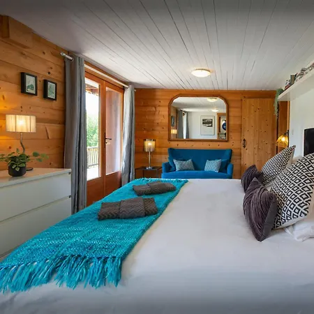 Chalet Morclan - Ovo Network *